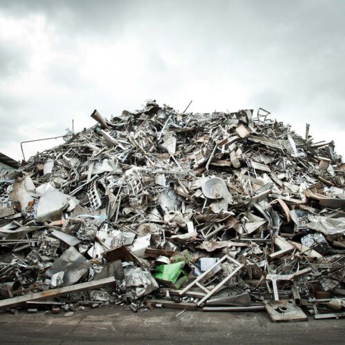 pile of scrap aluminum